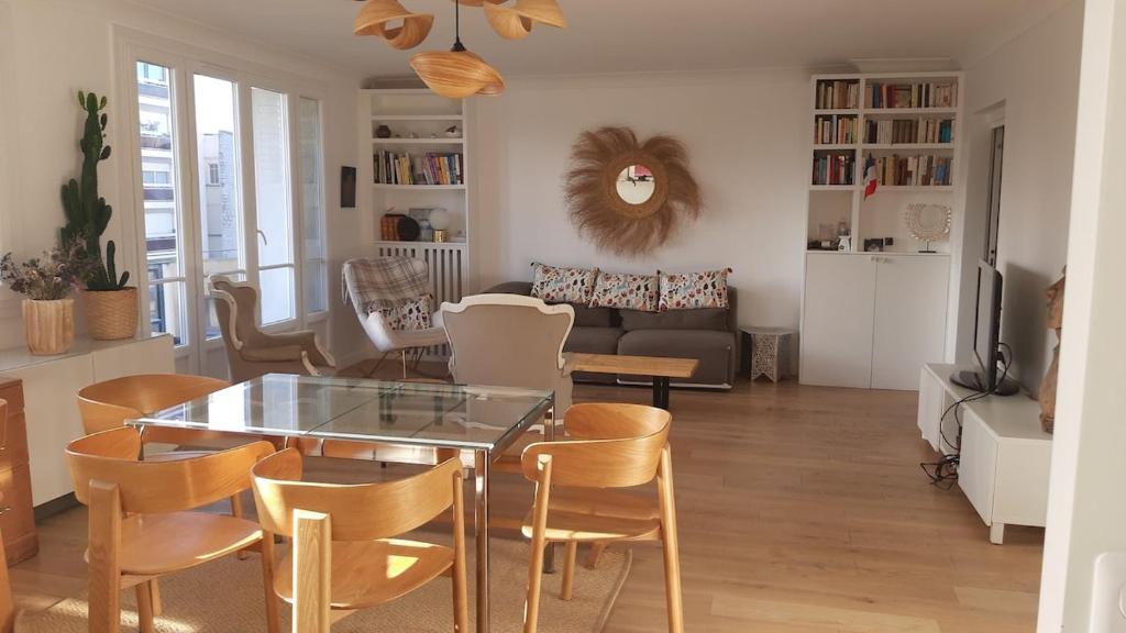 Φωτογραφία από το άλμπουμ του Luxury Parisian Appartment στο Παρίσι