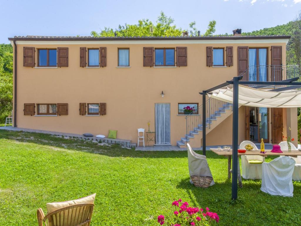 Κήπος έξω από το Serene Villa, Peaceful Pergola