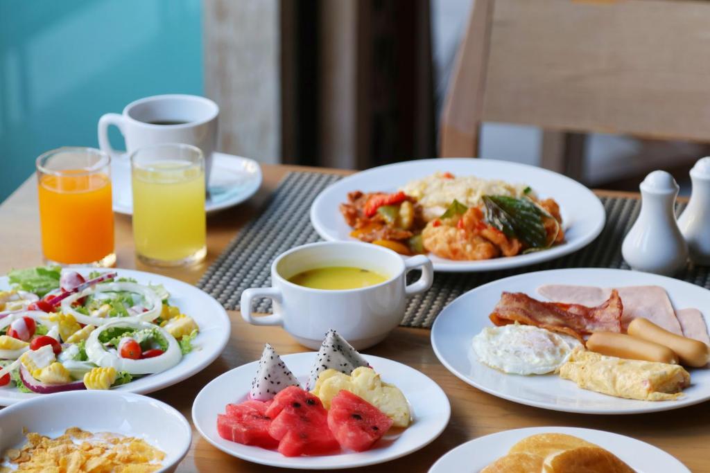 Welcome World Beachfront Resort - Resim 26