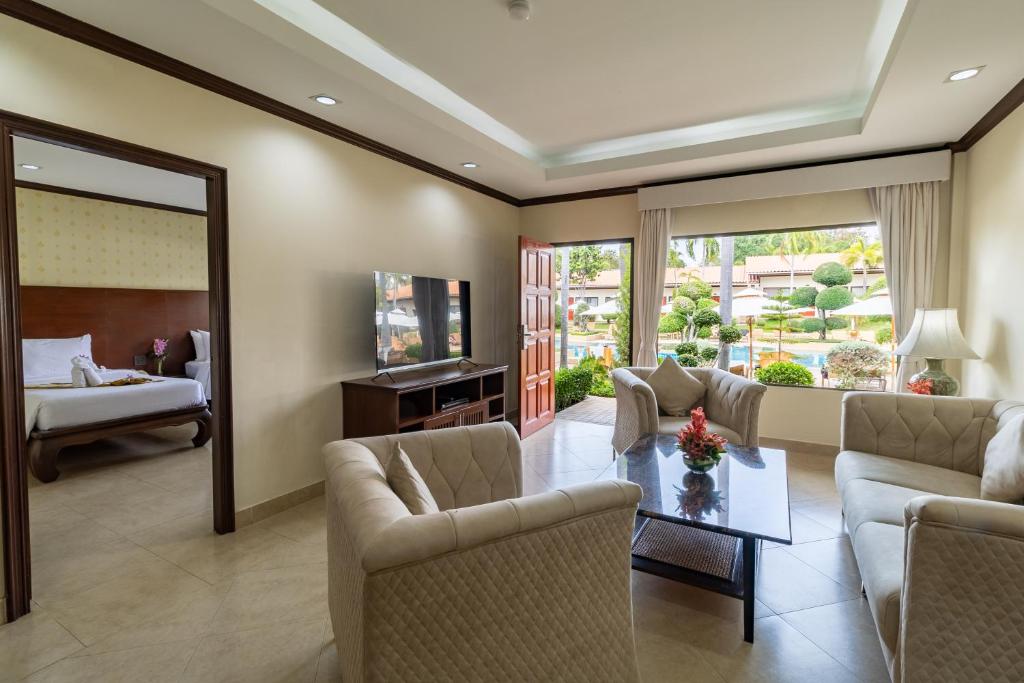 Thai Garden Resort - One Bedroom Apartment Pool Access Twin Bed