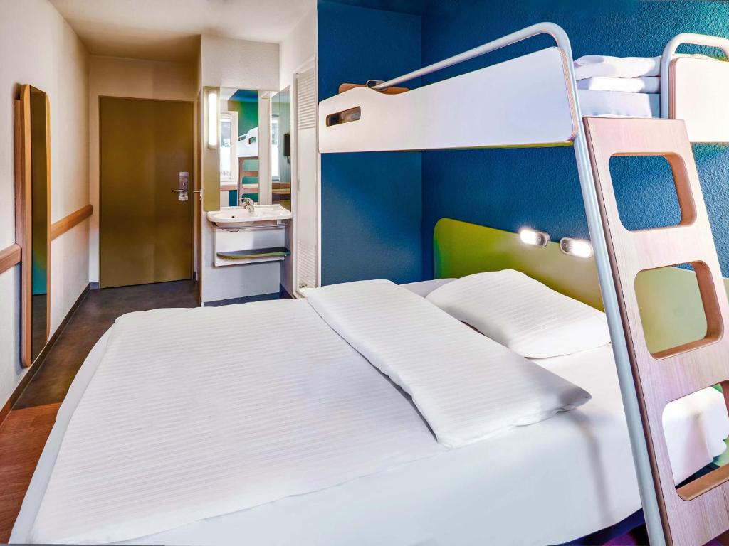 B&B HOTEL Bremen-Süd - Resim 16