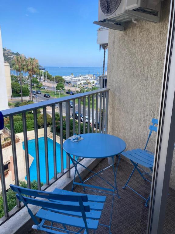 Μπαλκόνι ή βεράντα στο Studio La Cigale vue Mer