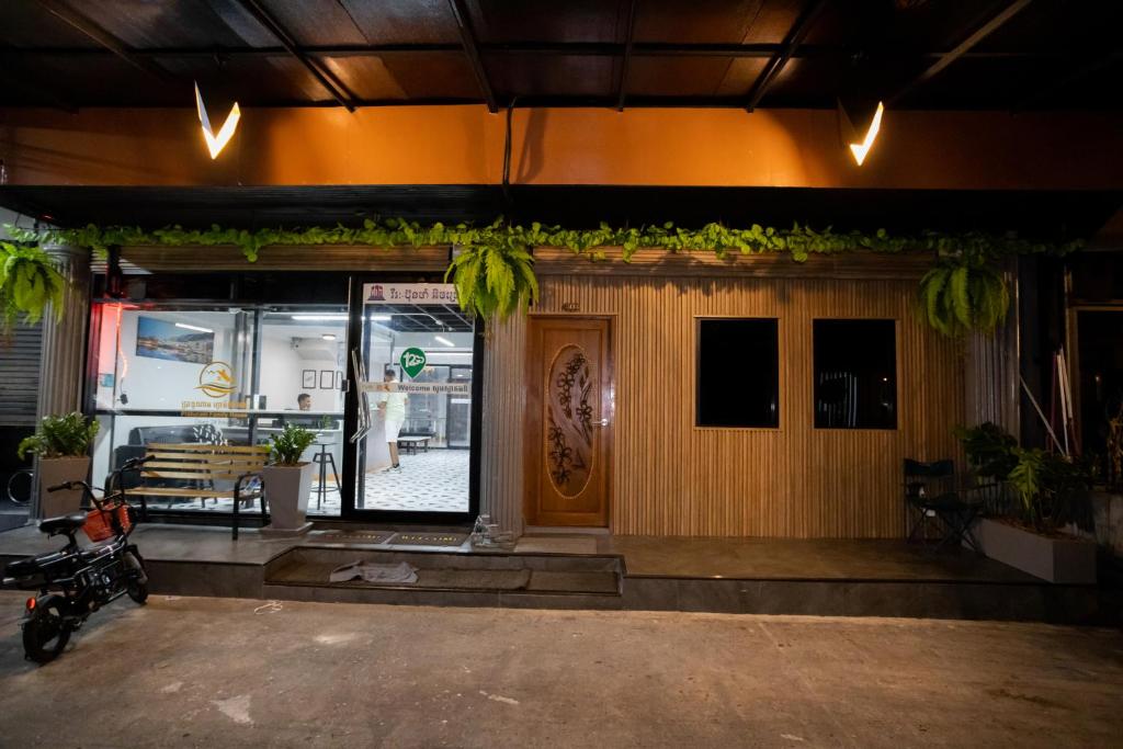 Pratunam Family House 2 - Resim 6