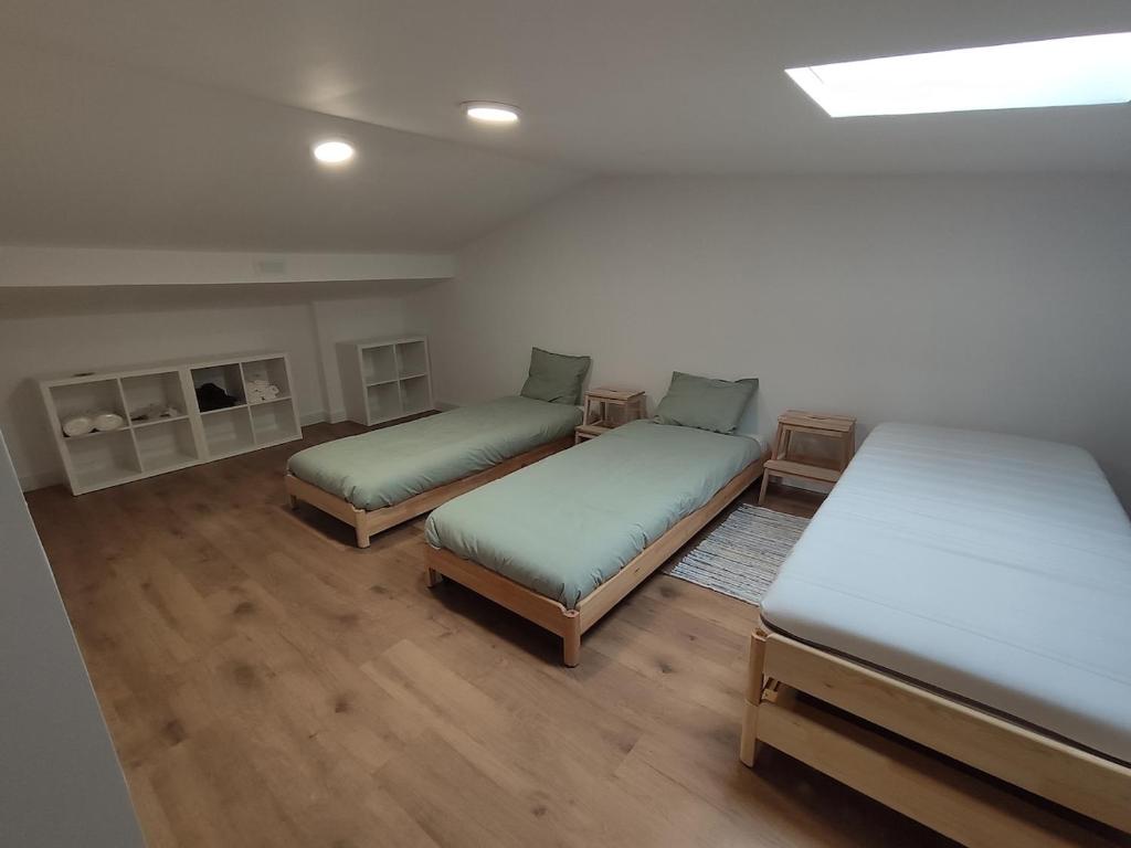 Ένα ή περισσότερα κρεβάτια σε δωμάτιο στο MeraVilla