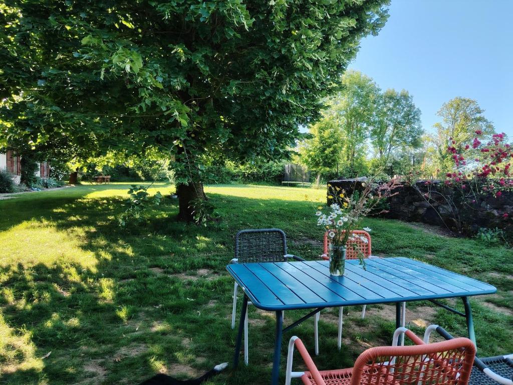 Κήπος έξω από το Le Goire at Le Maingaud