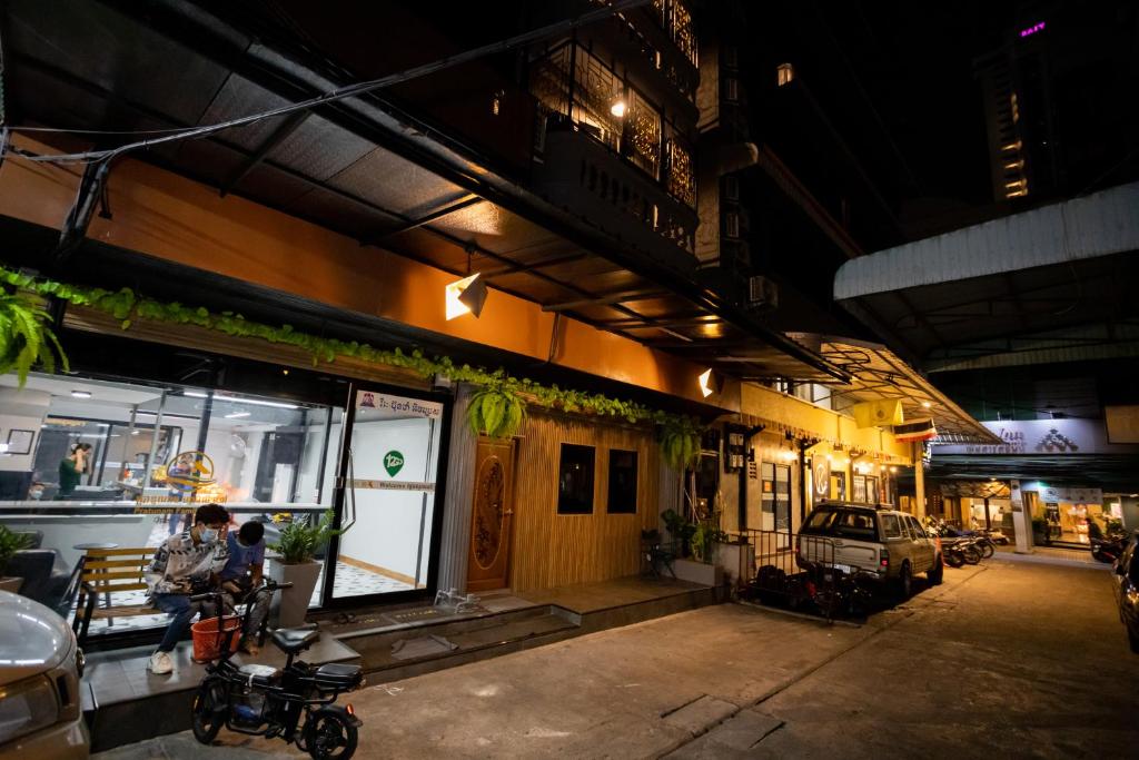 Pratunam Family House 2 - Resim 21