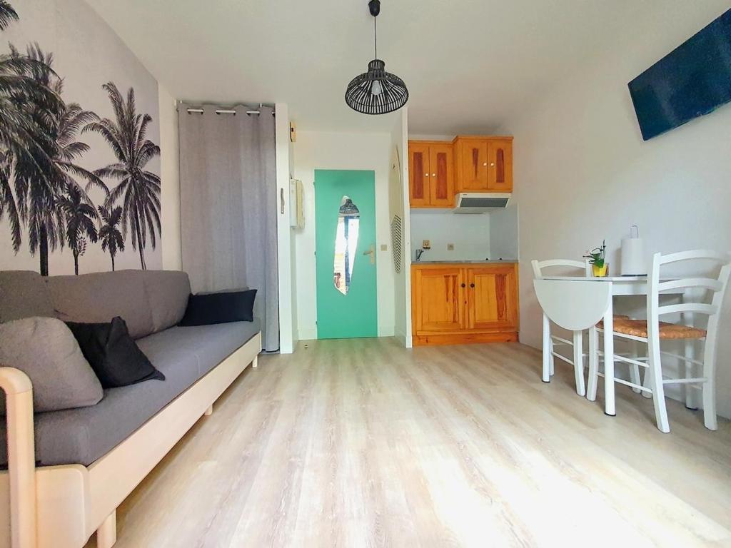 Η κουζίνα ή μικρή κουζίνα στο Ambiance surf et détente à Biscarrosse Plage