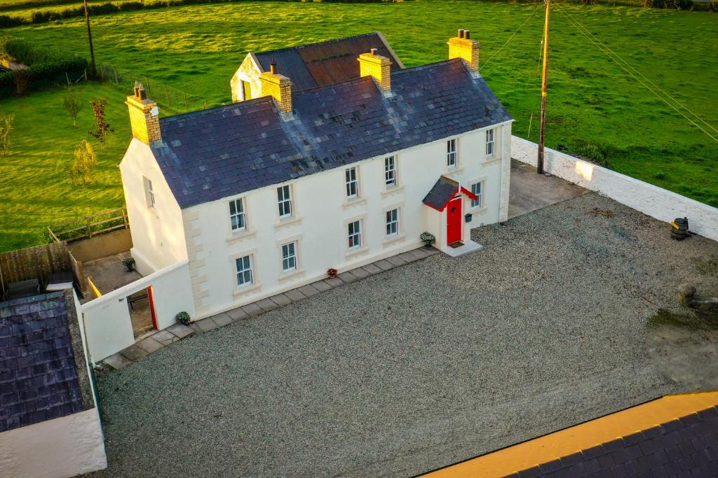 Φωτογραφία από το άλμπουμ του Farmhouse with Hot tub Sleeps7 σε Cranley