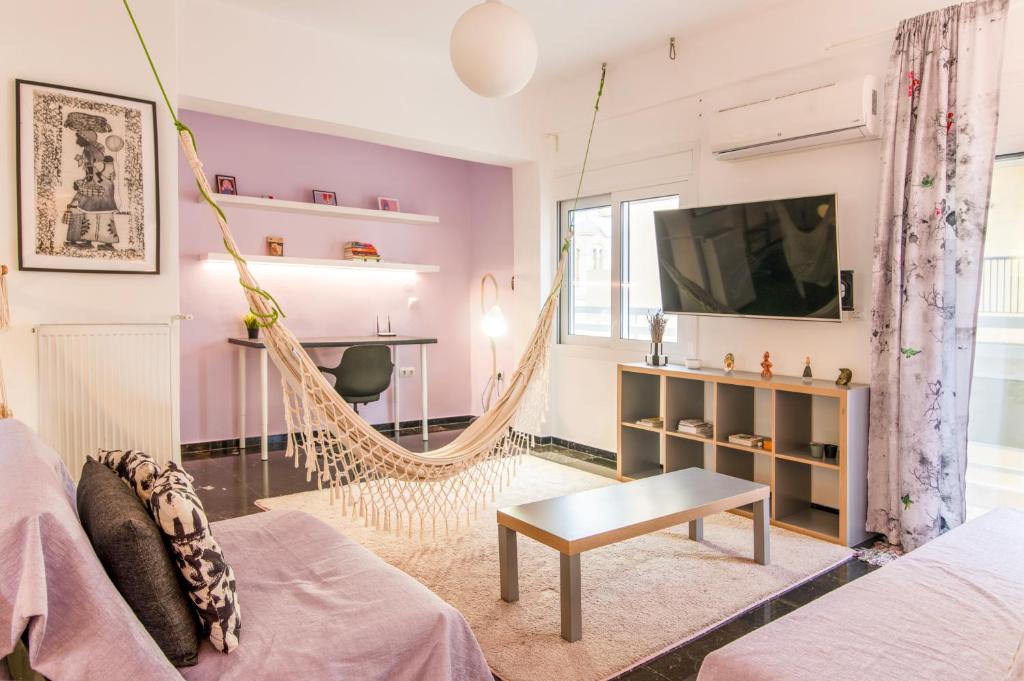 A35 Posh Live like a local Exarchia & Kolonaki