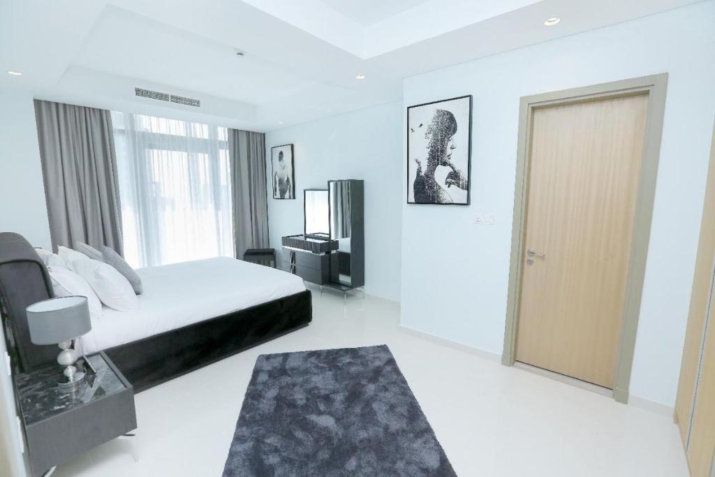 لابی و فضای عمومی Paramount Midtown Luxury 2 Bedroom With Full Burj-Khalifa View - تصویر ۵