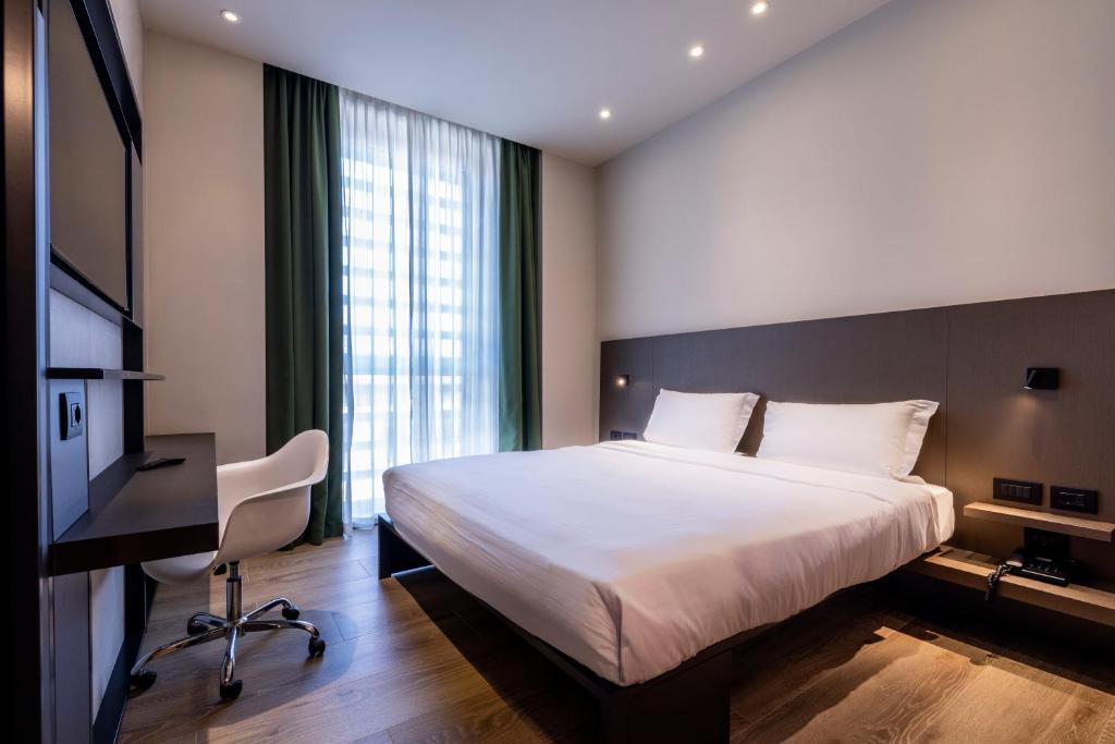 
Double Room Single Use
