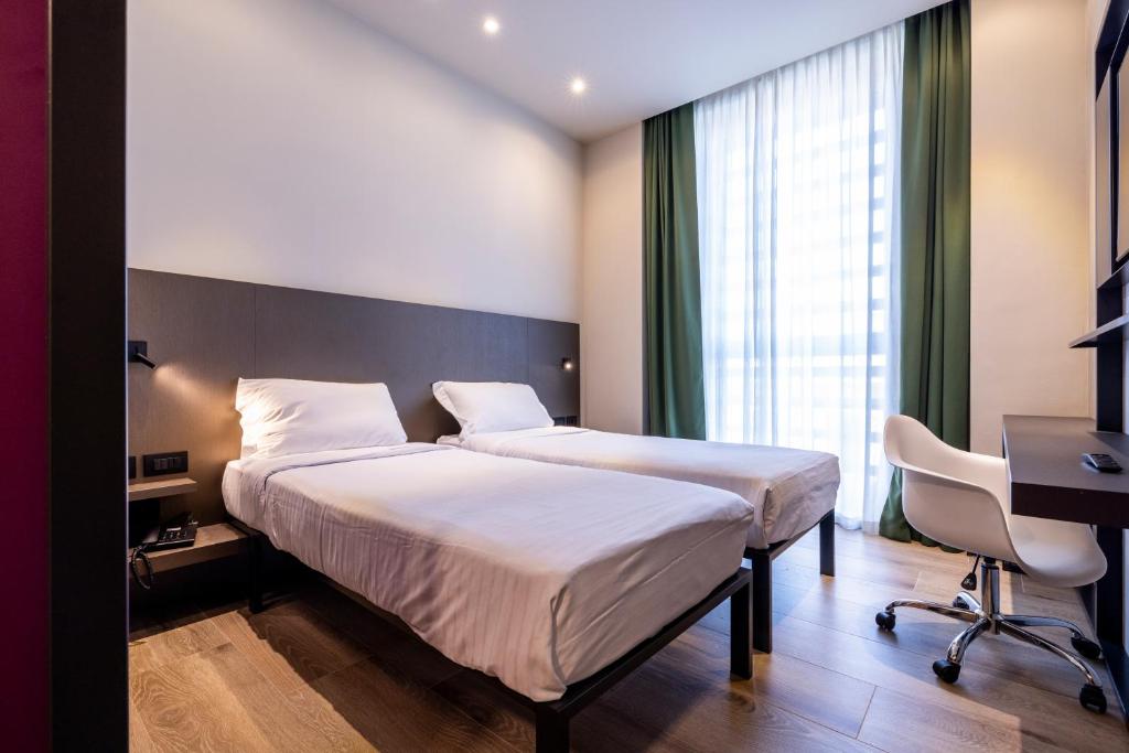 Hotel degli Arcimboldi - Resim 41