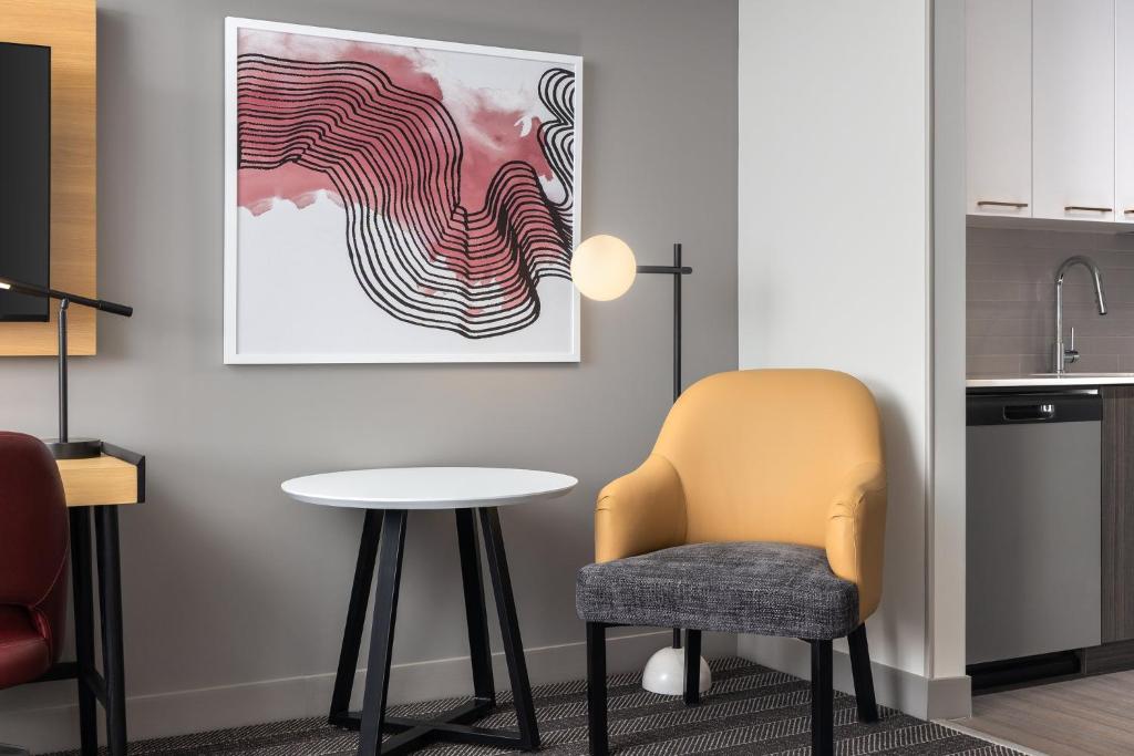 Staybridge Suites Montreal Airport - St-Laurent by IHG - Resim 30