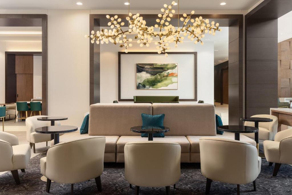 Staybridge Suites Montreal Airport - St-Laurent by IHG - Resim 1