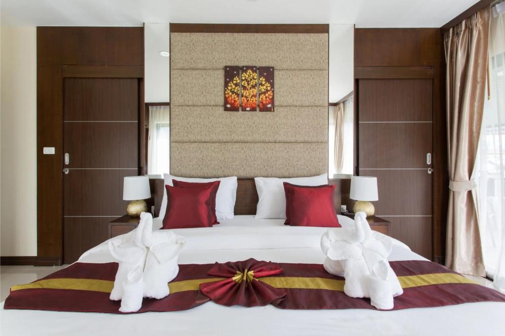 
Three-Bedroom Apartment with Spa bath
