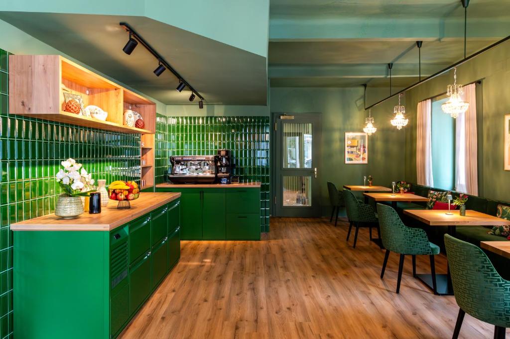 Hotel Vier Jahreszeiten Salzburg - 15