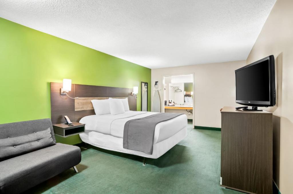 Americas Best Value Inn - Rome - Kamer Met Kingsize Bed - Roken