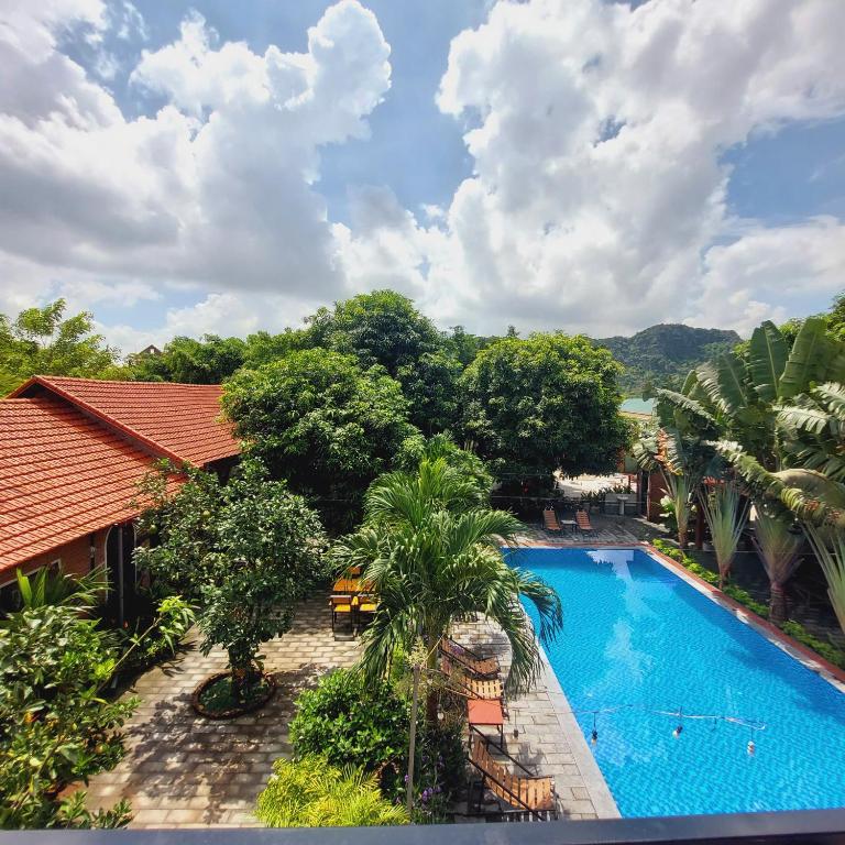 Ninh Binh Mountain Side Homestay & Cafe - 13