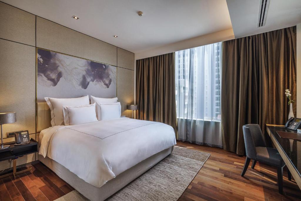 MUU Bangkok, Small Luxury Hotels of the World - 11
