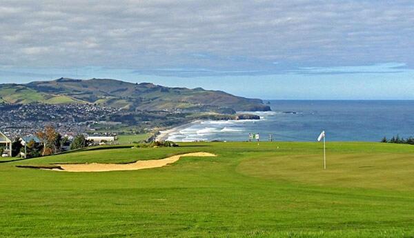 Architectural guest house in St Clair - Resim 27