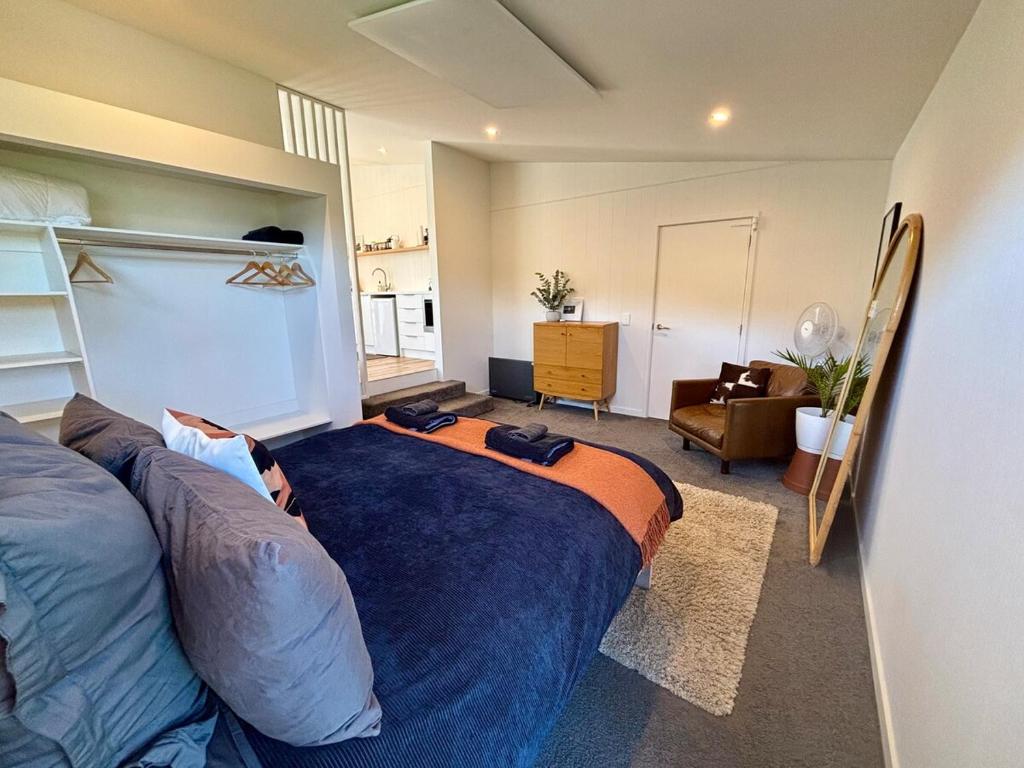 Architectural guest house in St Clair - Resim 19