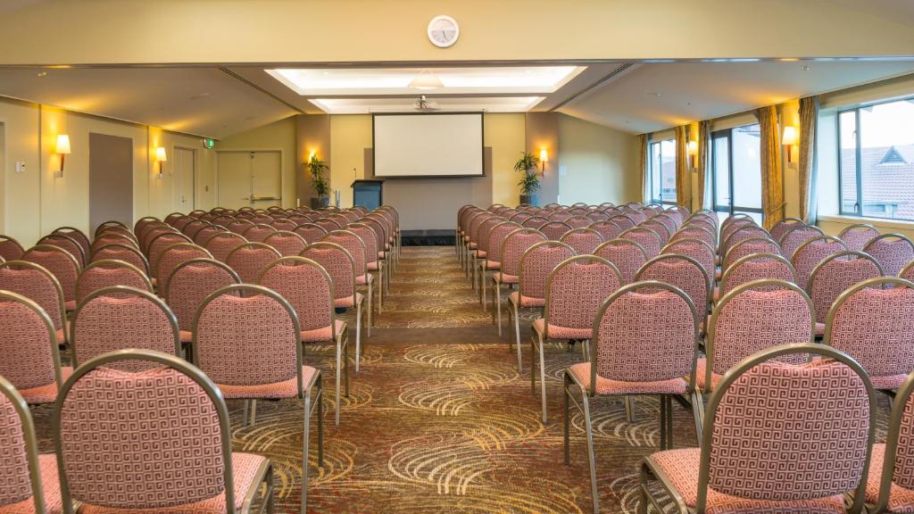 Copthorne Hotel & Resort Lakefront Queenstown - Resim 6