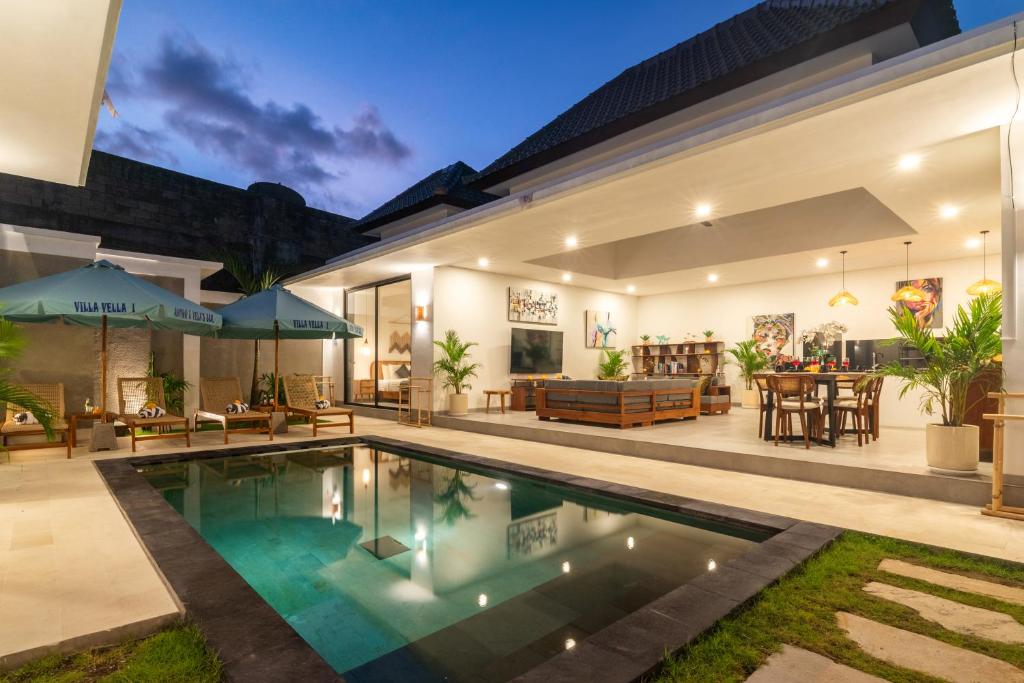 Πισίνα στο ή κοντά στο Villa Vela 1 - Brand new 3 bedroom villa