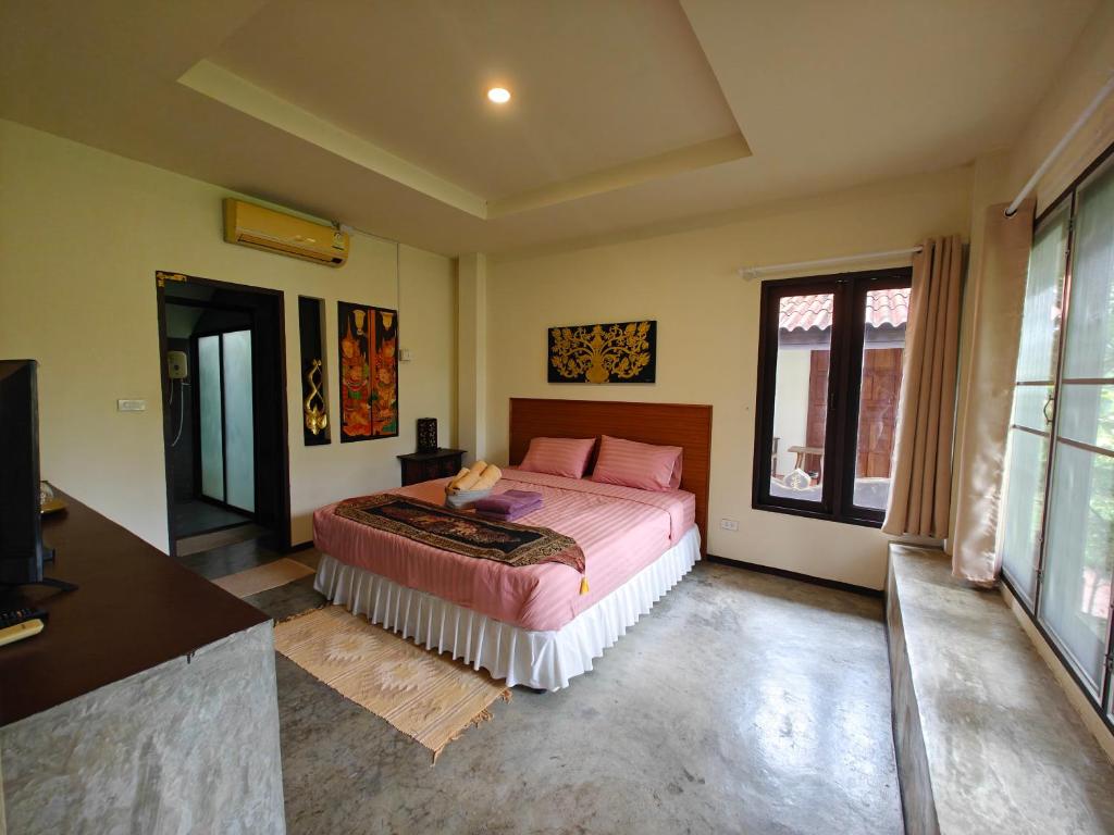 TheOrientalVillage - Superior King Room