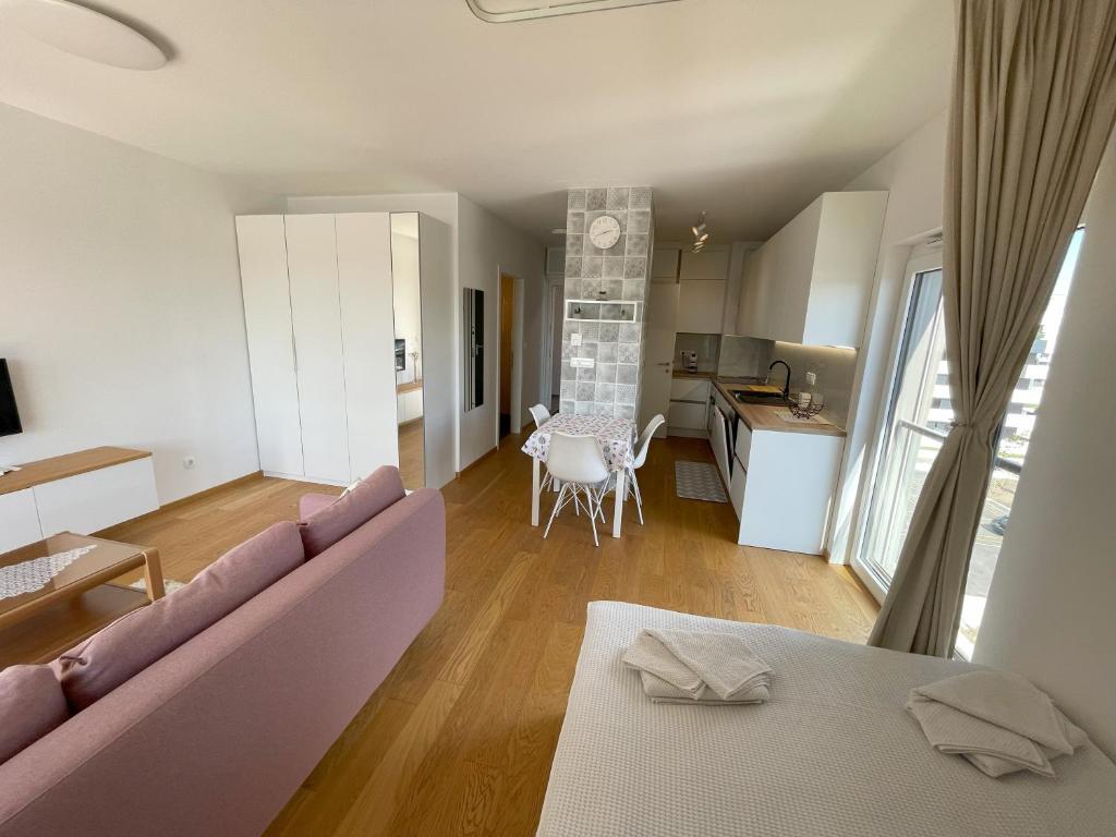 Dapur atau dapur kecil di Apartment LEON