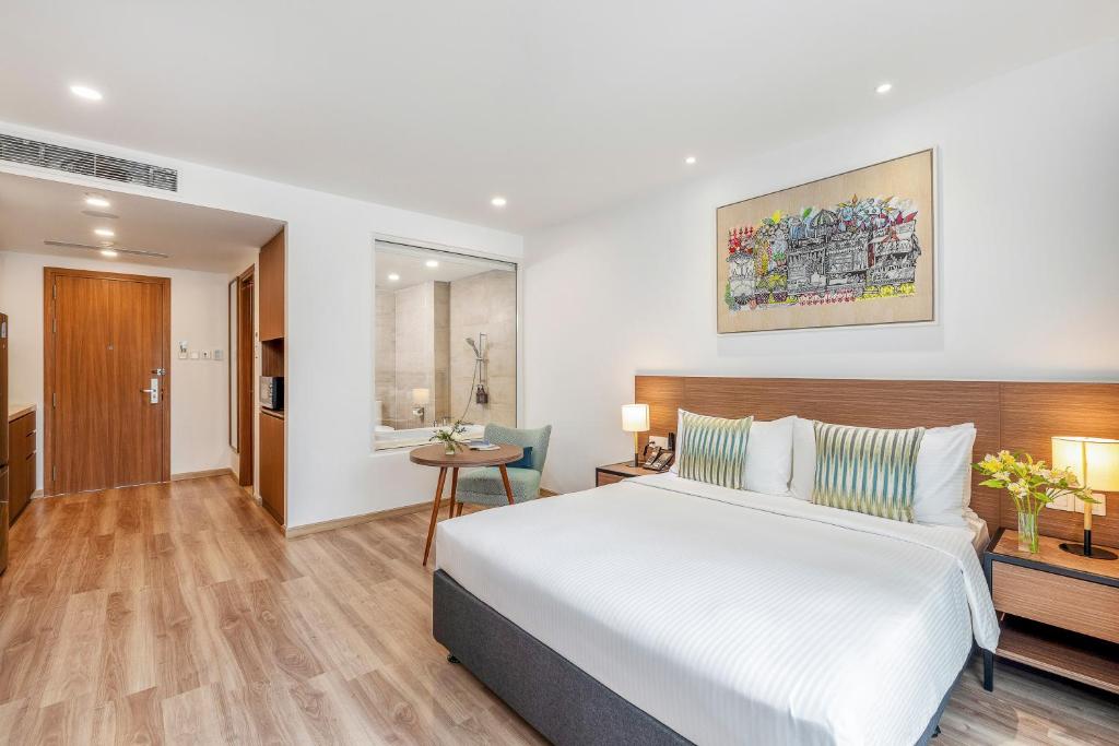 Studio Queen Room City View with Afternoon Tea once per stay