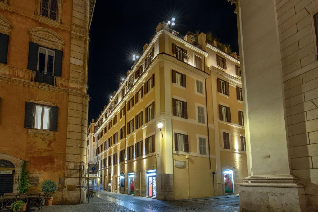 9Hotel Cesari - Resim 9