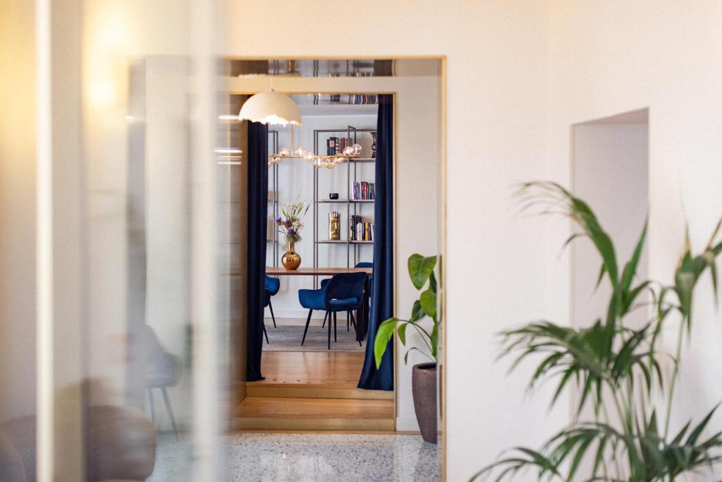 9Hotel Cesari - Resim 13