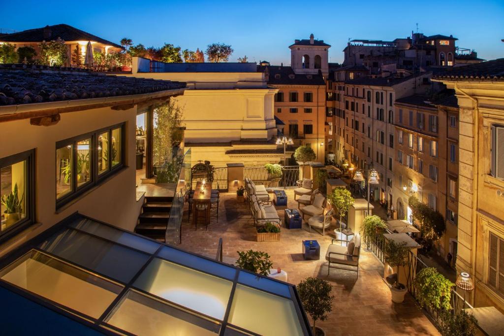 9Hotel Cesari - Resim 22