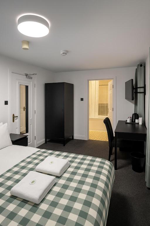 St Michaels House - Resim 14