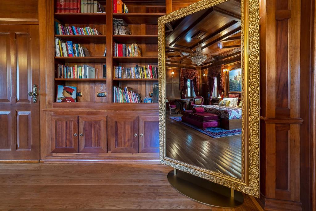 Sintra Marmoris Palace - 15