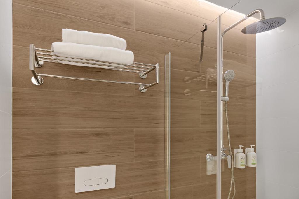 B&B HOTEL Alicante Aeropuerto - Resim 3