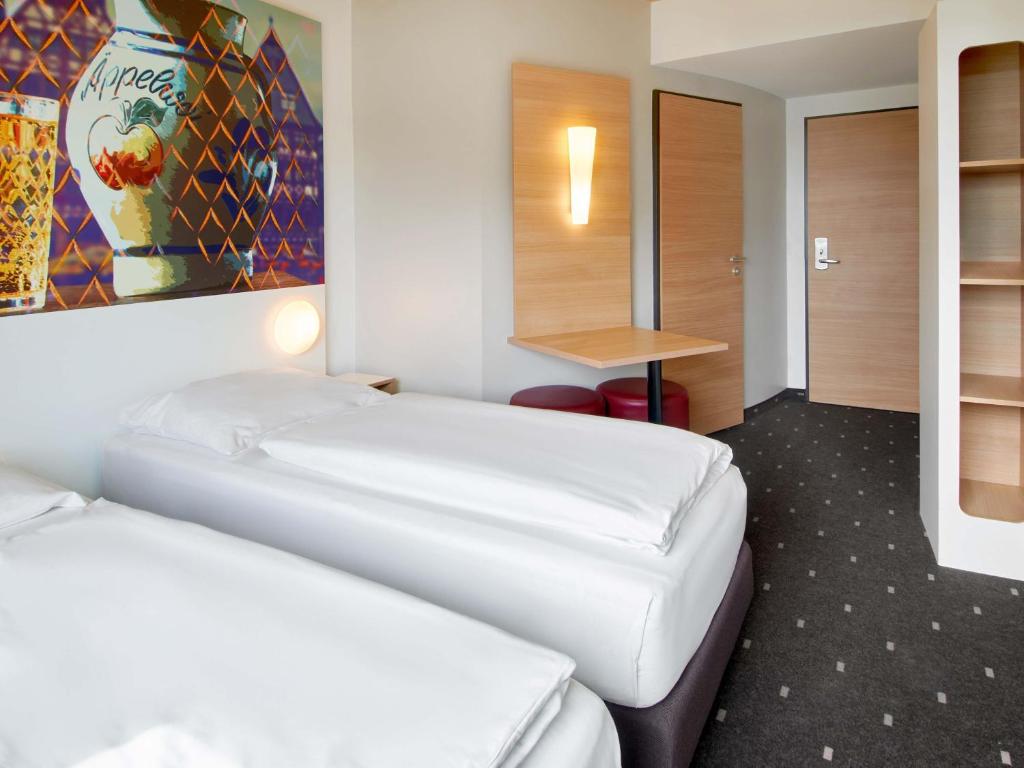 B&B Hotel Frankfurt-Nord - Resim 12