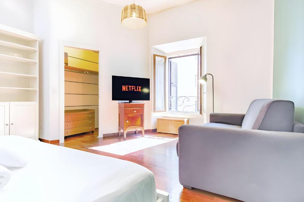 Elegantis Veniero Suite Apartment - 1 Minute Walk to Vatican Museums