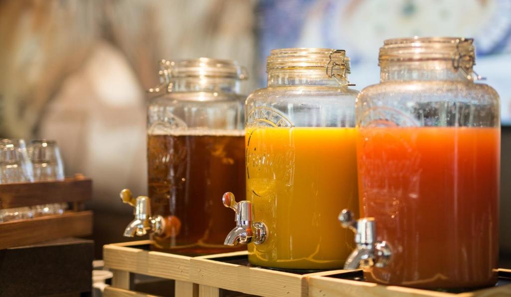 Holiday Inn - the niu, Pax Berlin Airport by IHG - Resim 7