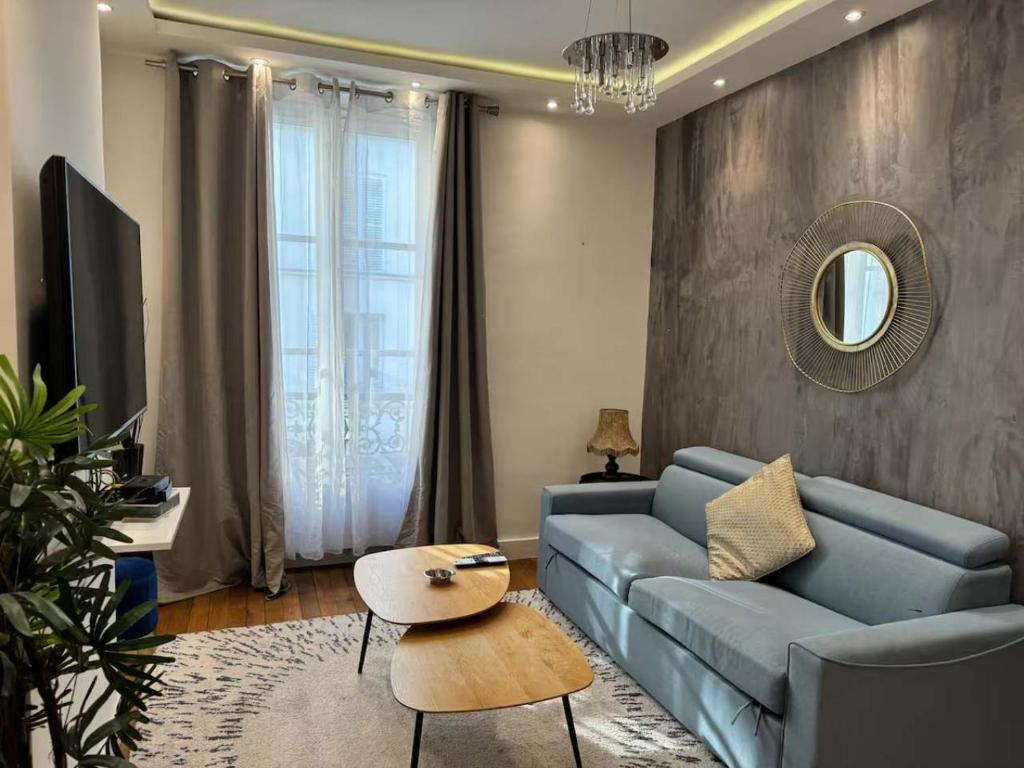 Celine 27 Le reflet du Rocher, Appart à deux pas de l'Arc