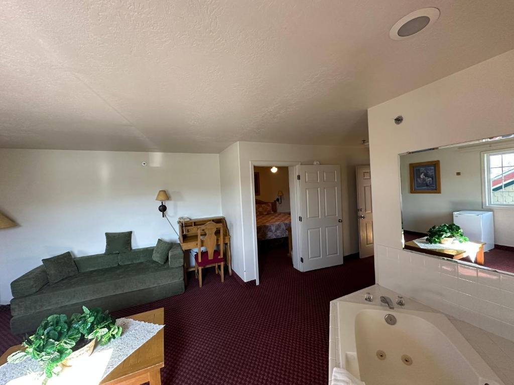 Columbine Inn and Suites - Studio Lit King-Size Avec Canapé-Lit