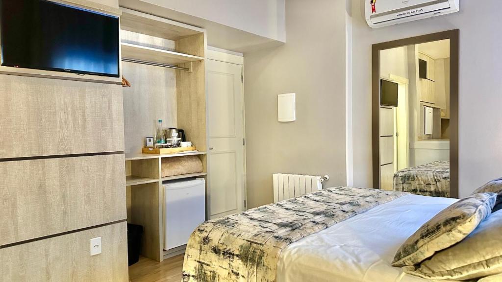 Hotel Glamour da Serra - 豪华四人间