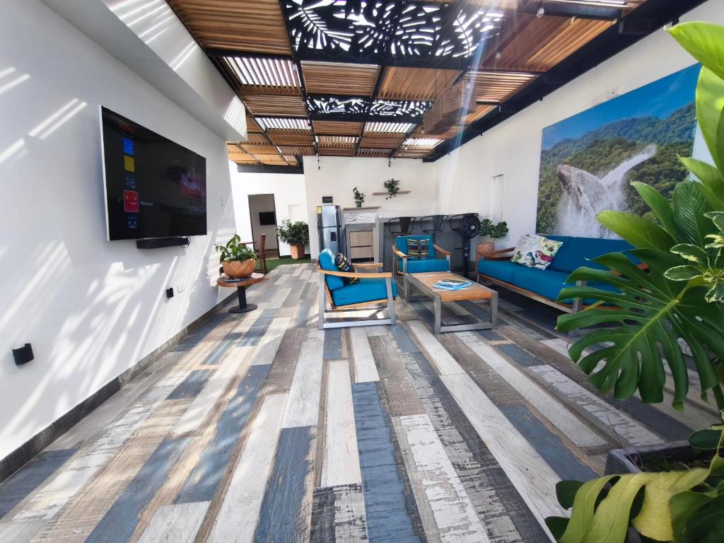 Μια τηλεόραση ή/και κέντρο ψυχαγωγίας στο Florentina Living 401