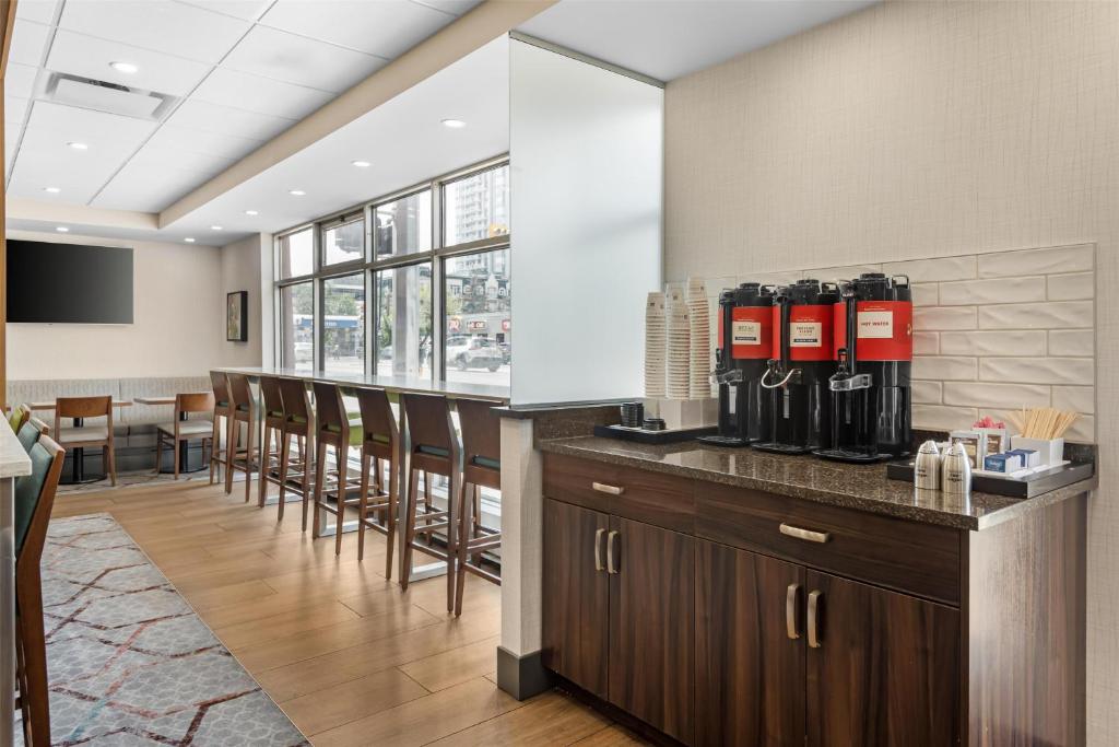 Best Western Plus Suites Downtown Calgary - Resim 7