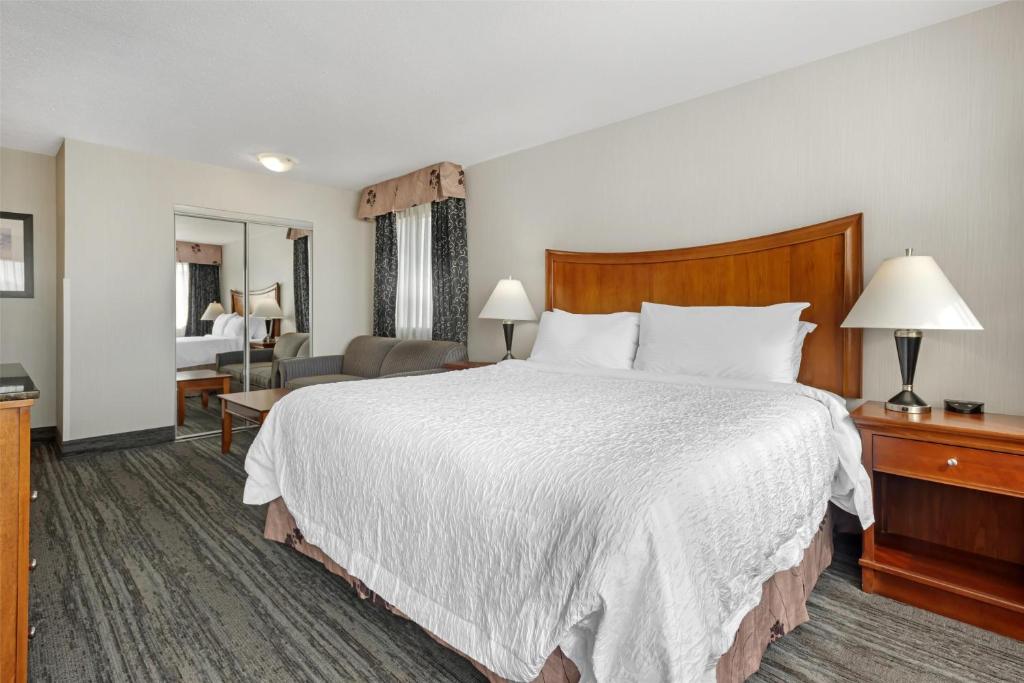 Best Western Plus Suites Downtown Calgary - Resim 23