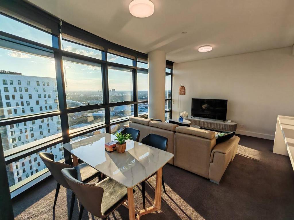 Private Top Floor Apartment Solely Views Reference: Top Floor Apartment In Sydney Olympic Park Sídney Precios