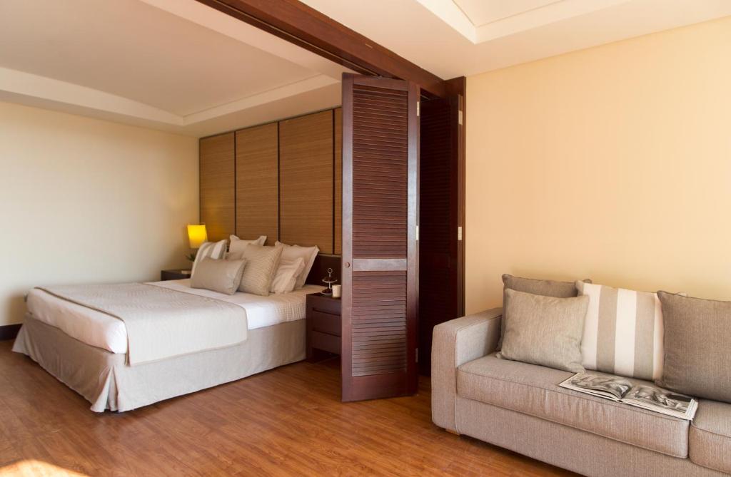 Porto Carras Meliton - Family Room Golf View