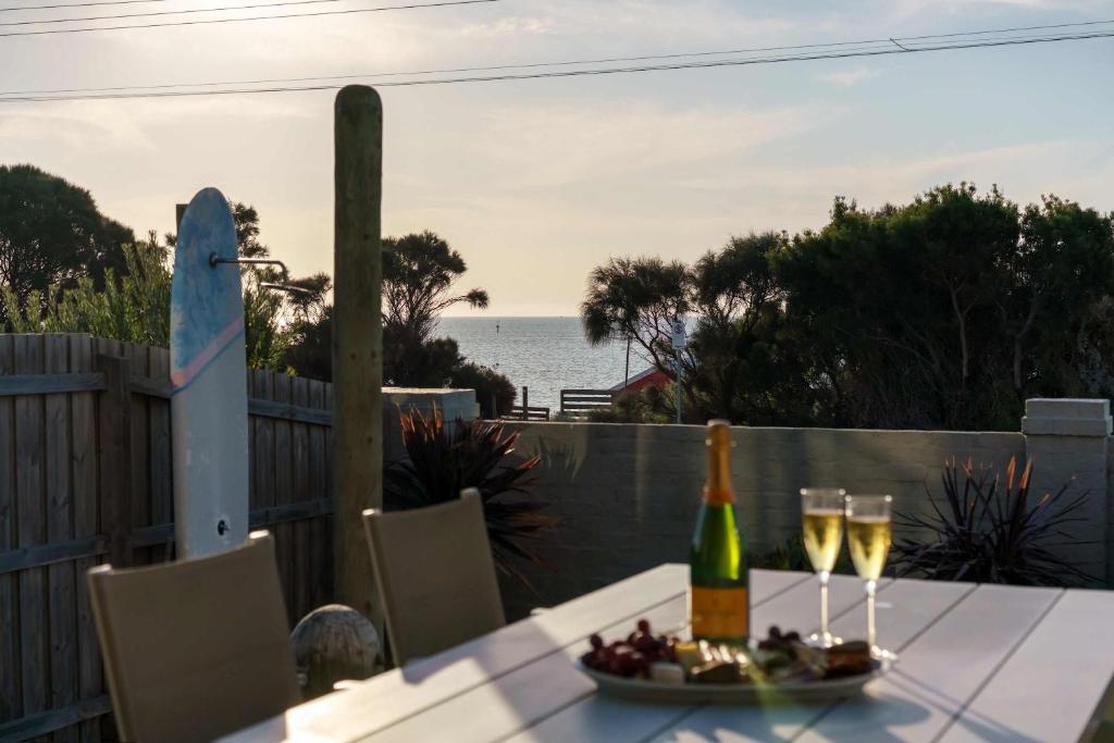 Ποτά στο Shoreline Sanctuary - Panoramic Views Spa Tennis