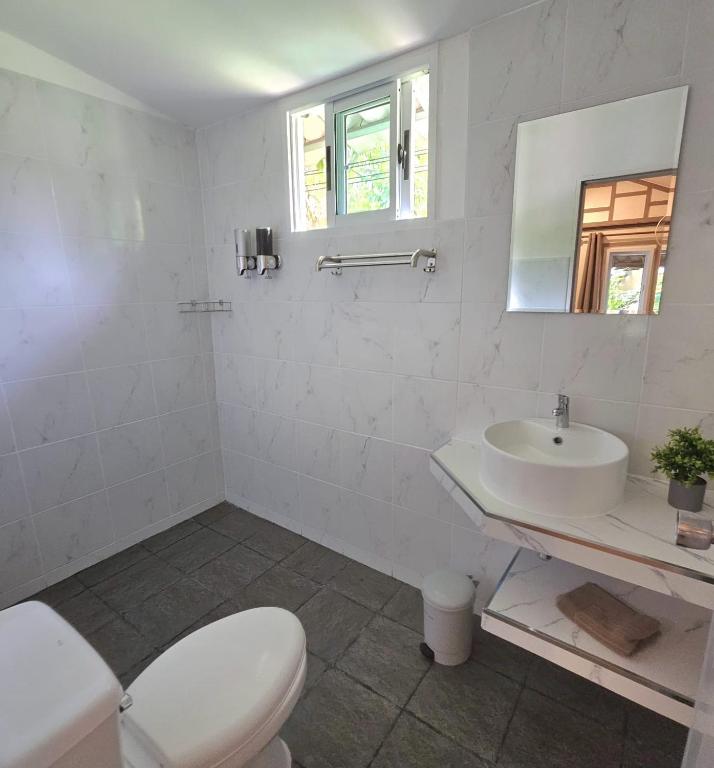 Jungle View Resort - 11