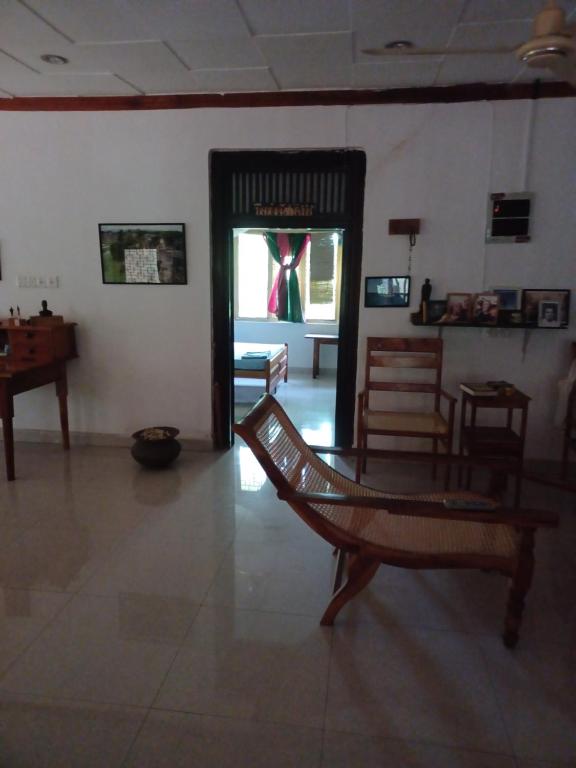 Allens home stay - 4